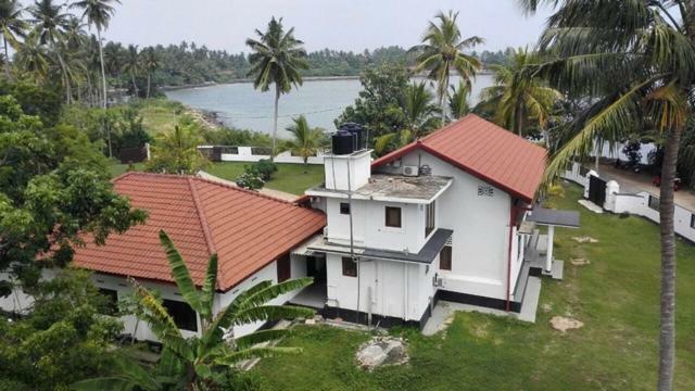 Acquabey Surf Villa Matara Exteriér fotografie